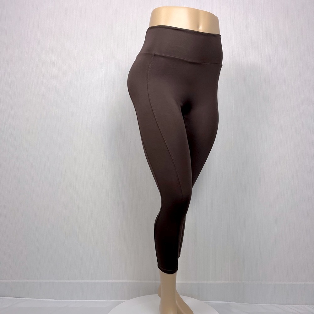 New collection, 85% Polyester 15 %
Spandex!